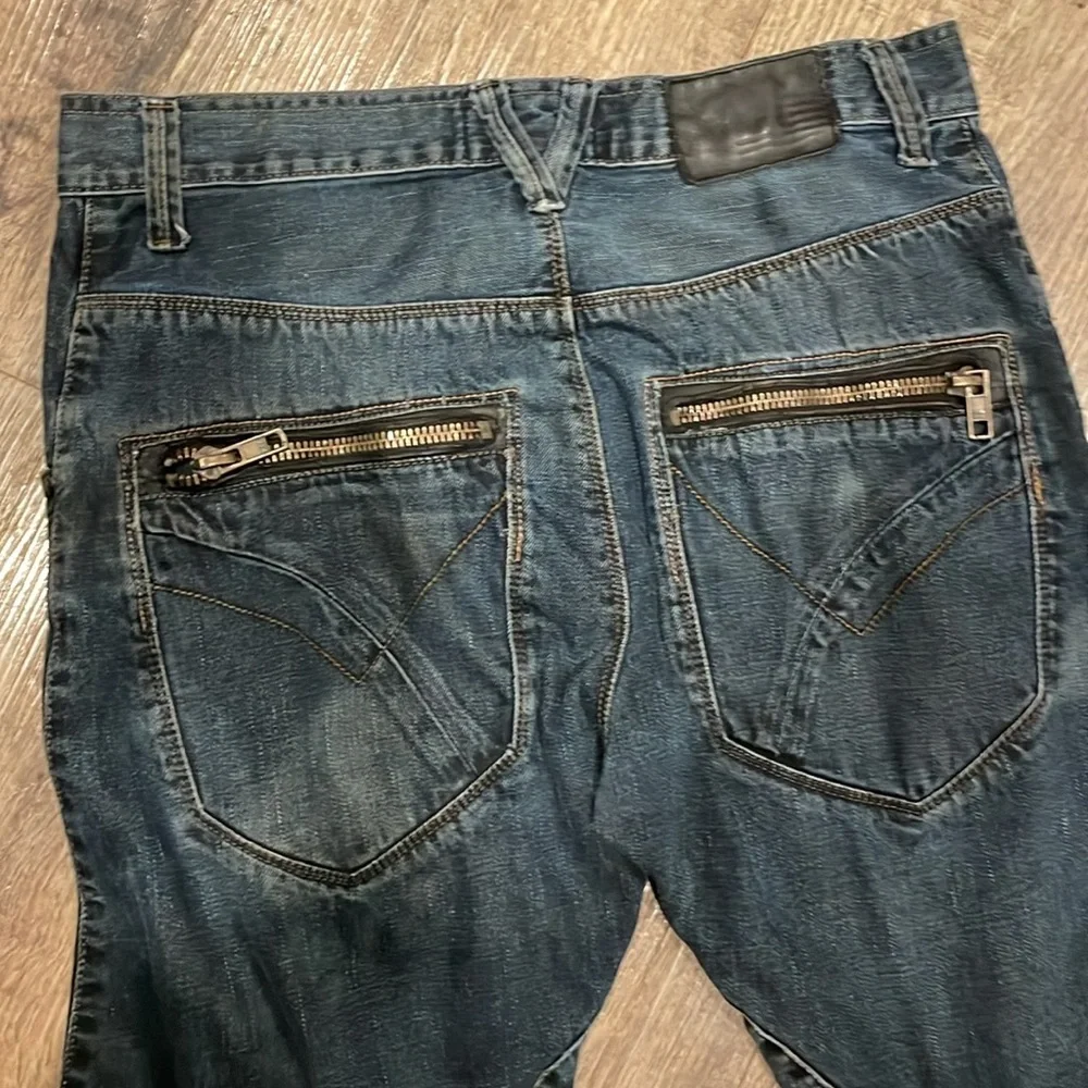 William‎ Rast Twisted Arc Button Fly Skinny Leg Jeans